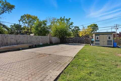 Tiny photo for 27 S Oakley Avenue, Columbus, OH 43204 (MLS # 225039626)