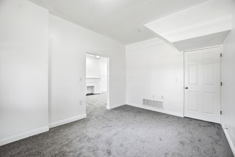 Tiny photo for 27 S Oakley Avenue, Columbus, OH 43204 (MLS # 225039626)