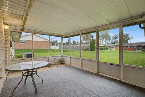 Tiny photo for 1268 Ponderosa Court, Fairborn, OH 45324 (MLS # 226034804)
