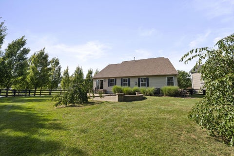 Tiny photo for 20 Madison Court, Delaware, OH 43015 (MLS # 226036170)