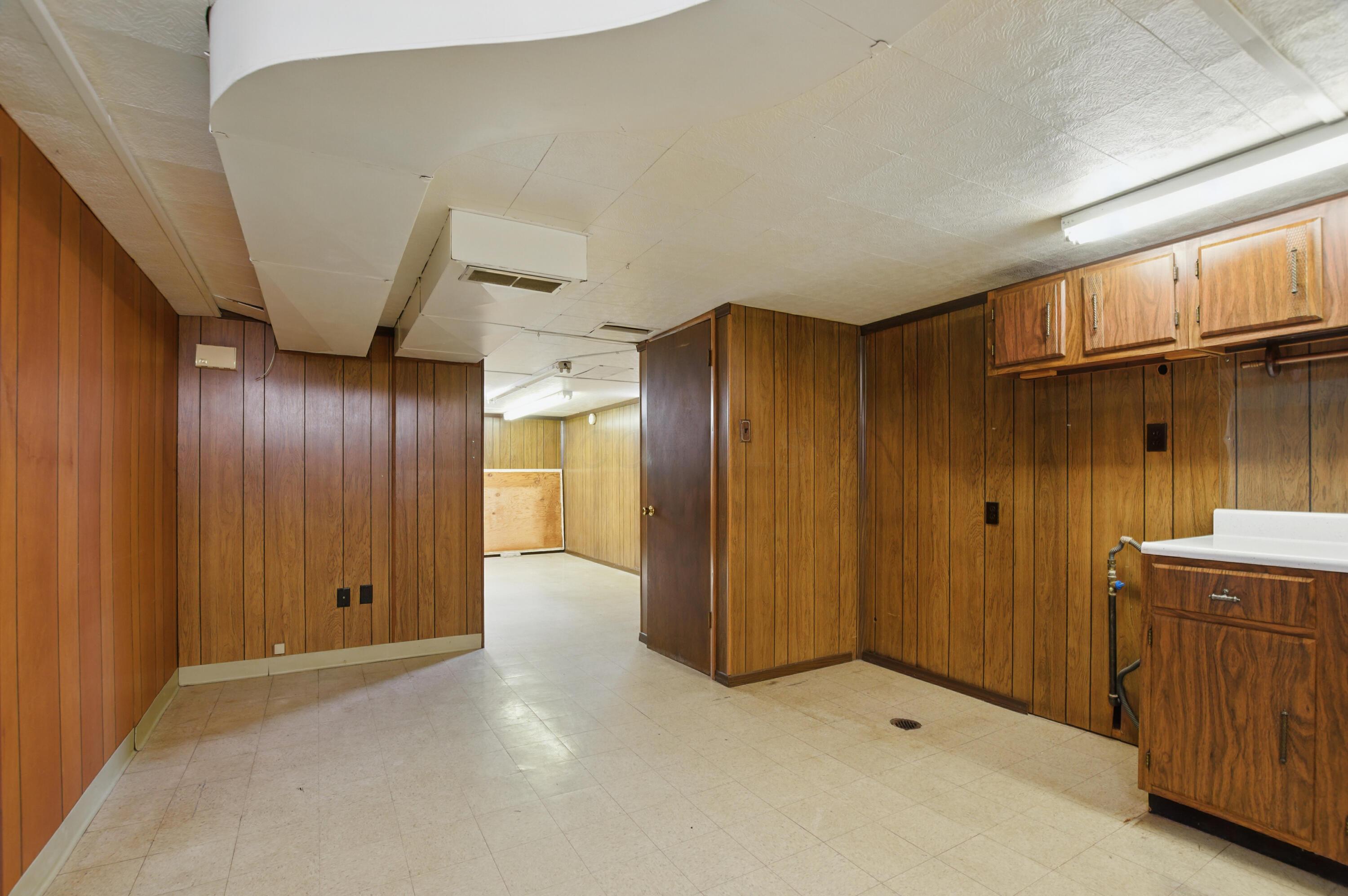 1141 Monterey Drive, Mansfield, Ohio image 12