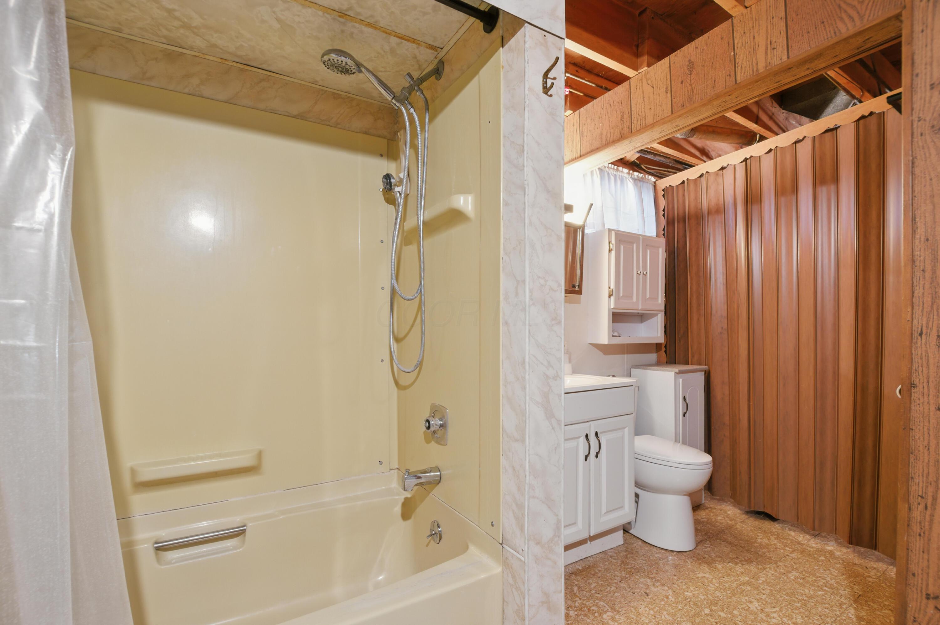 1141 Monterey Drive, Mansfield, Ohio image 16