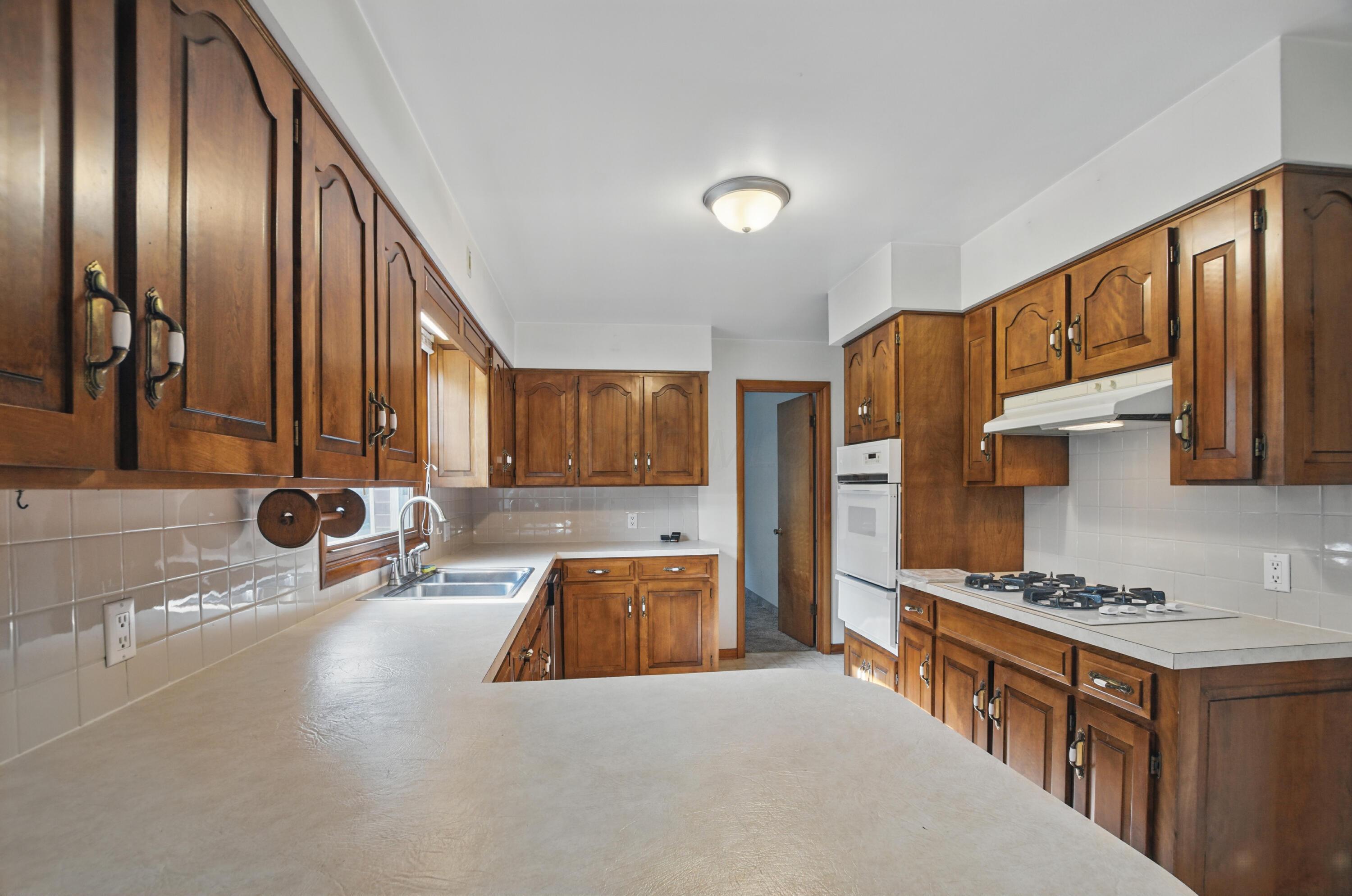 1141 Monterey Drive, Mansfield, Ohio image 5