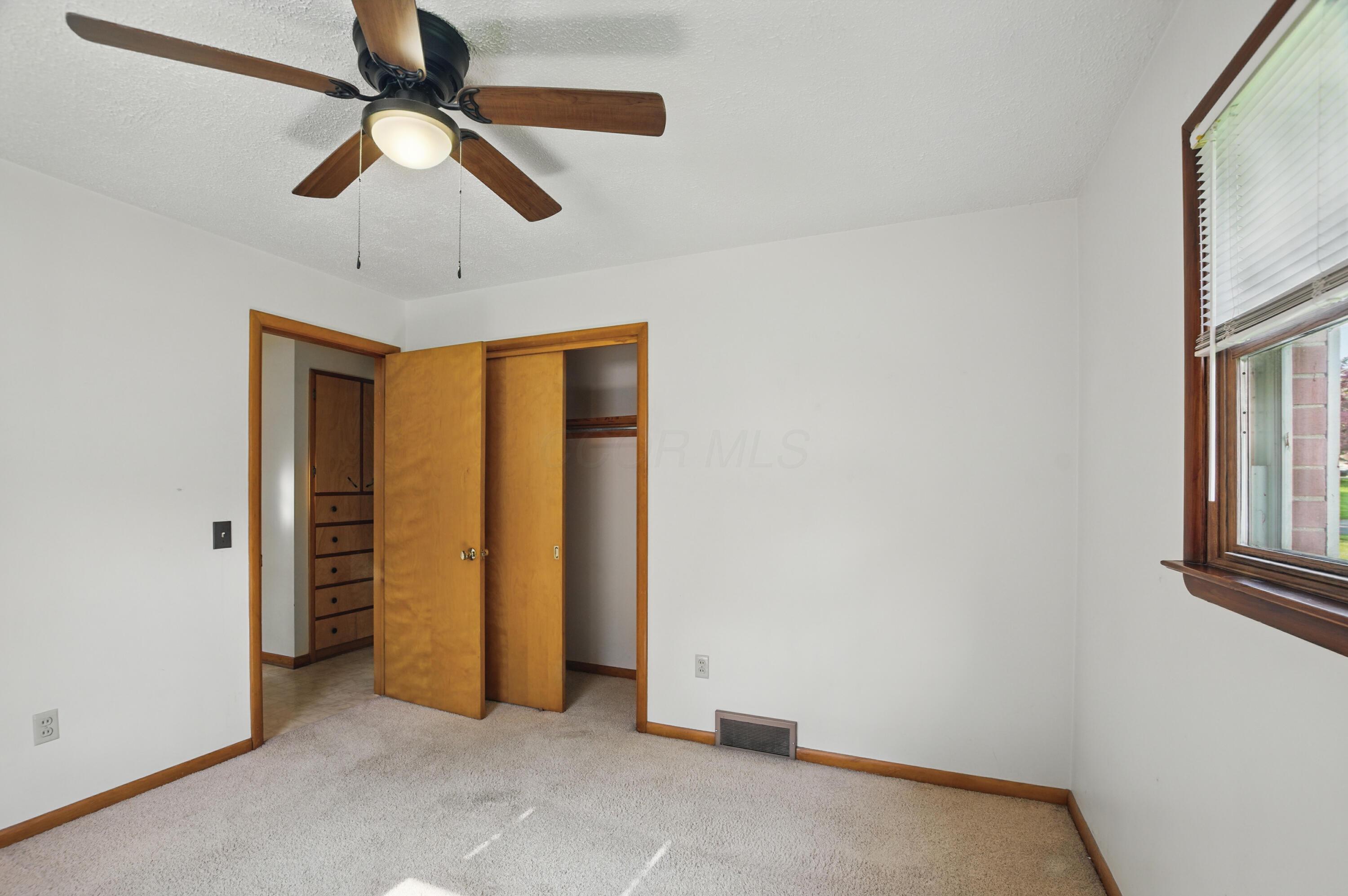 1141 Monterey Drive, Mansfield, Ohio image 20