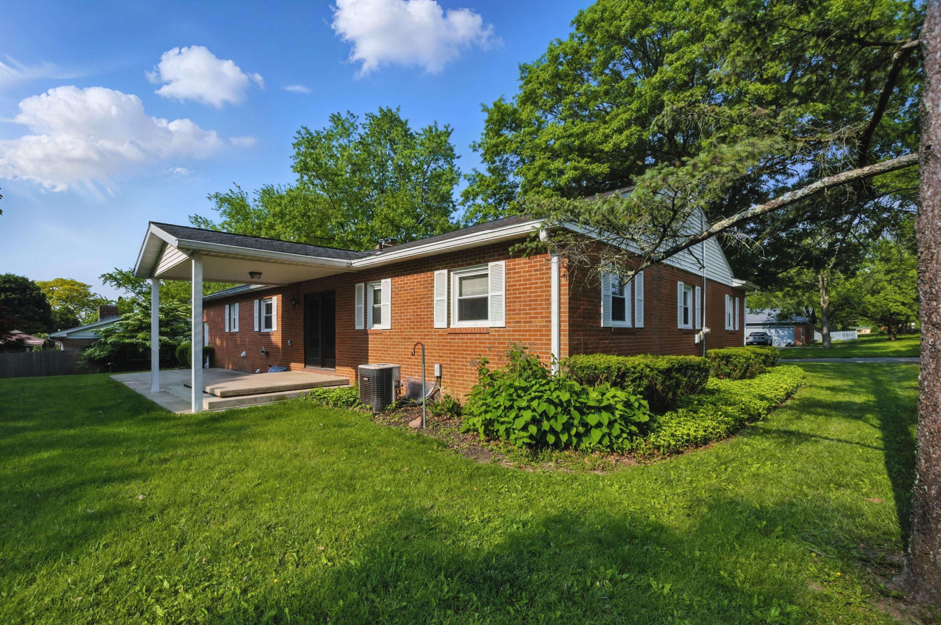 1141 Monterey Drive, Mansfield, Ohio image 33