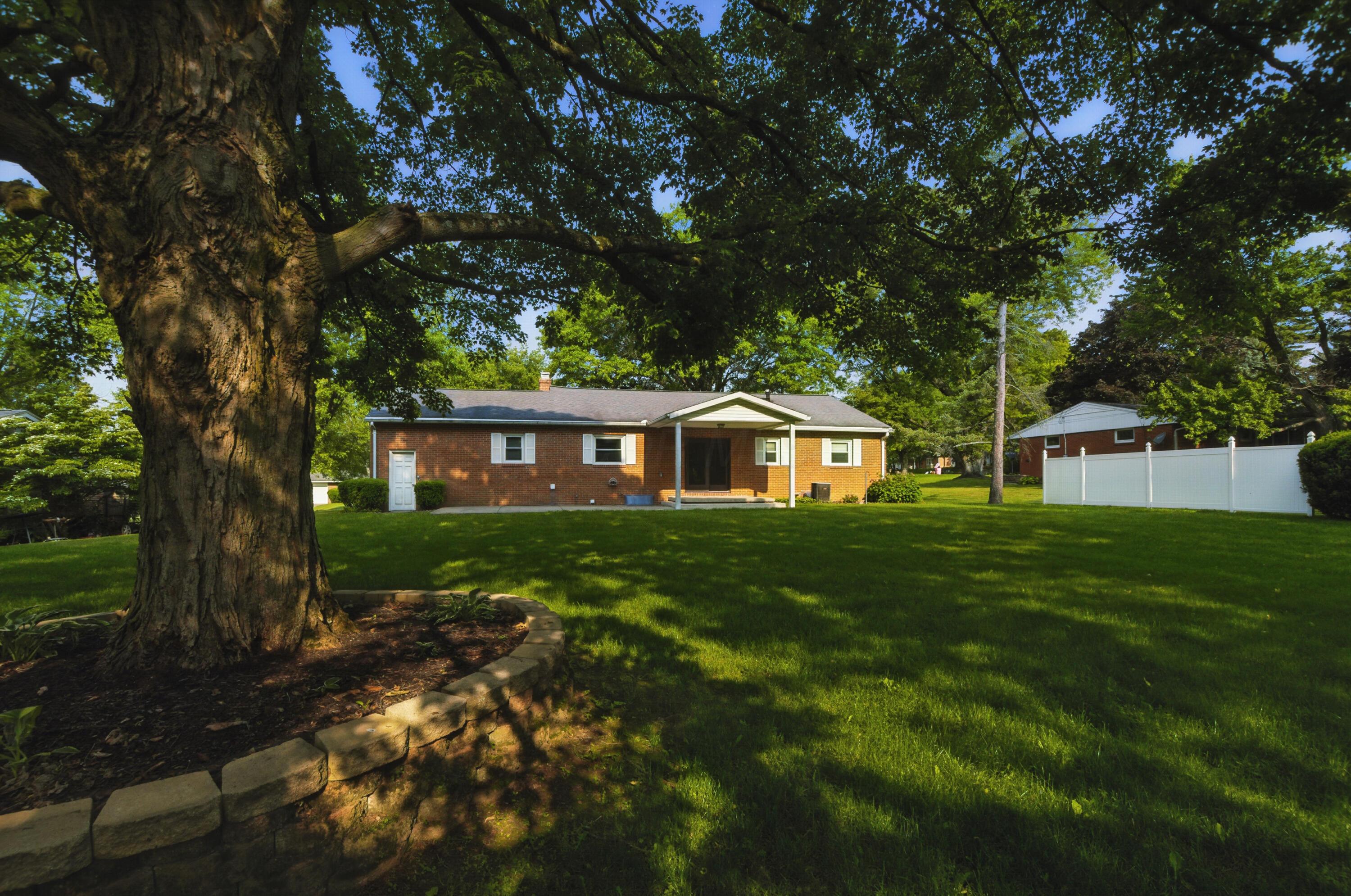 1141 Monterey Drive, Mansfield, Ohio image 32