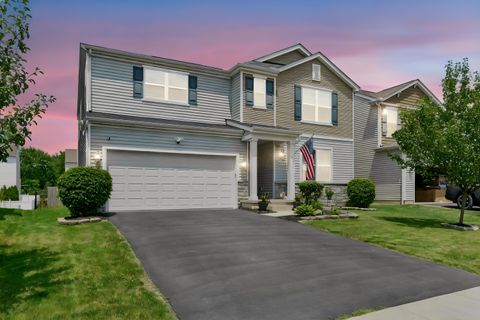 Homes For Sale - 8674 Bobwhite Drive<br/> Blacklick, OH 43004