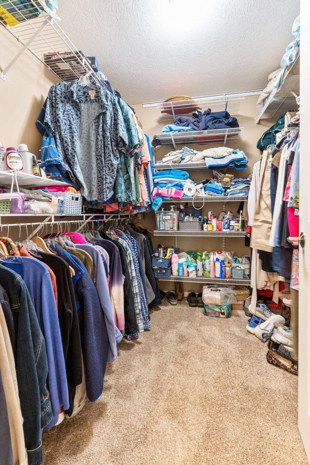 4075 Chennin Drive, Columbus, Ohio image 30