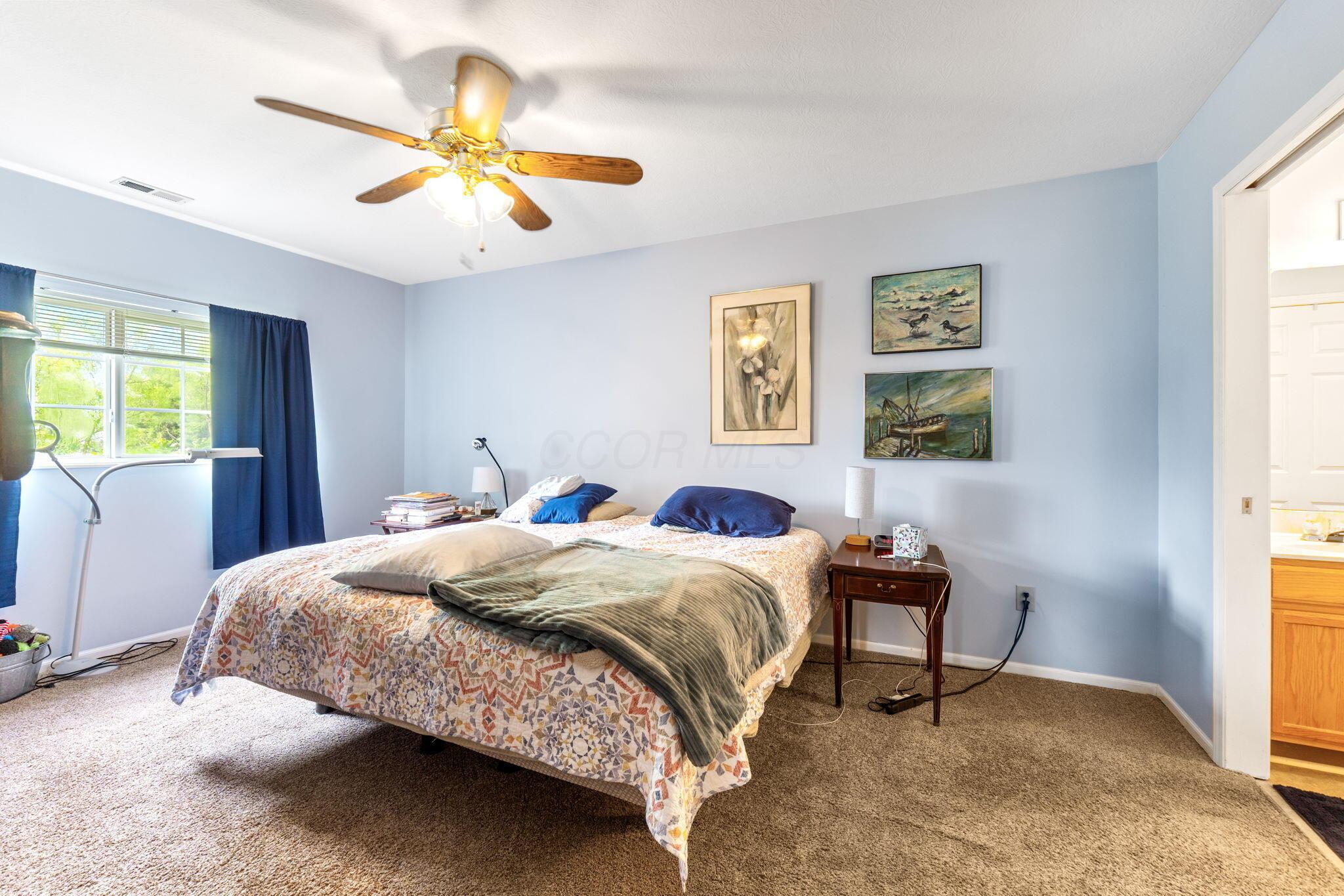 4075 Chennin Drive, Columbus, Ohio image 26