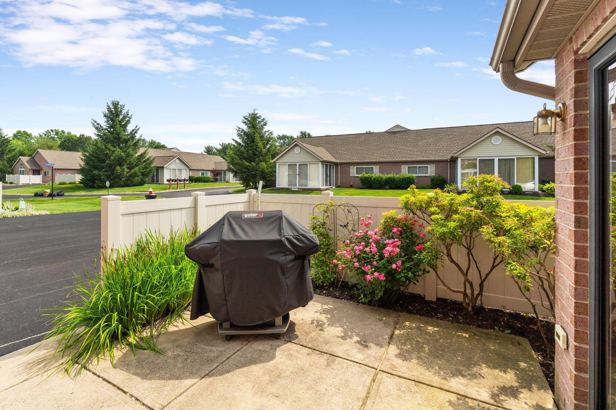 4075 Chennin Drive, Columbus, Ohio image 8
