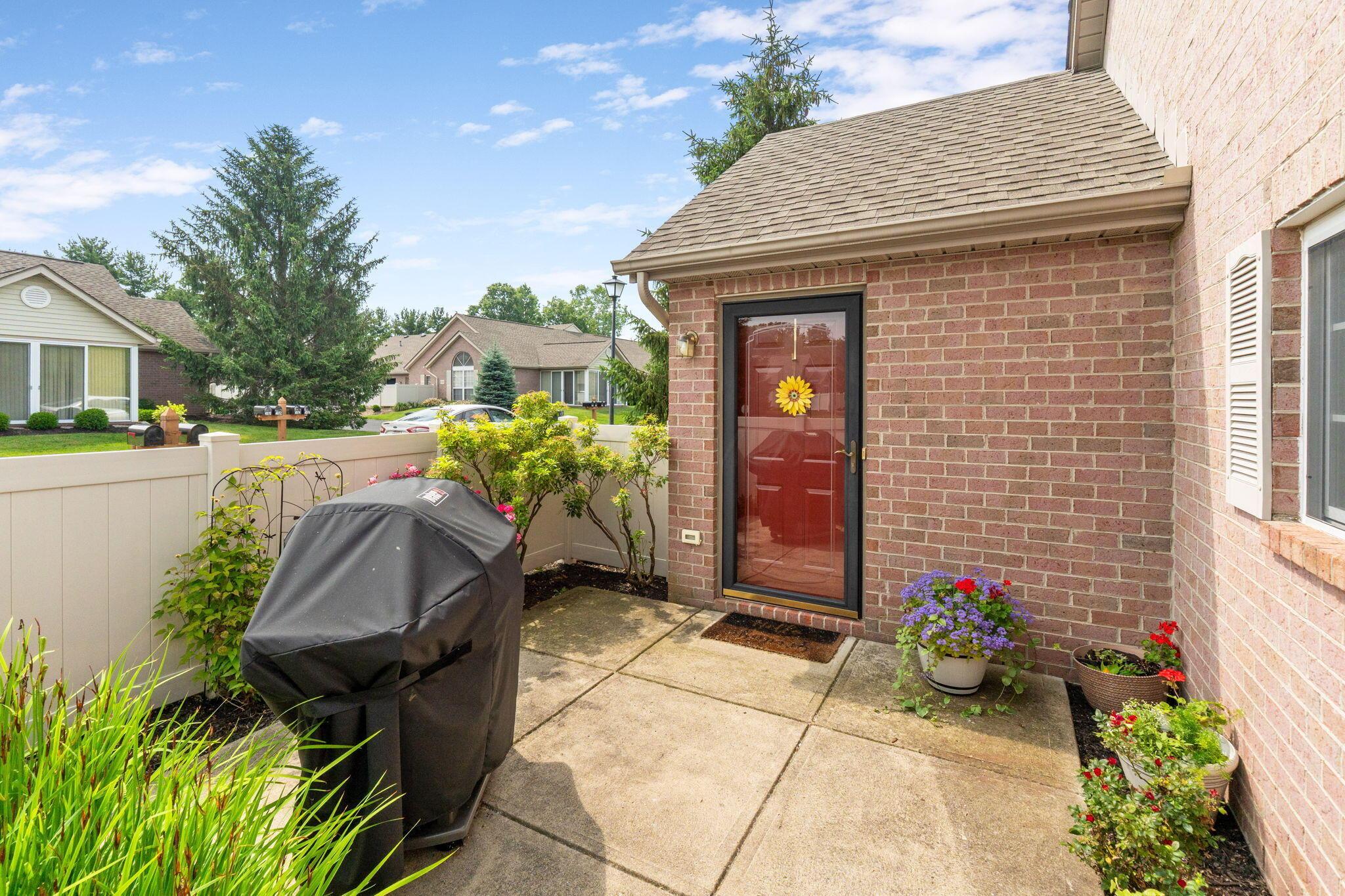 4075 Chennin Drive, Columbus, Ohio image 7