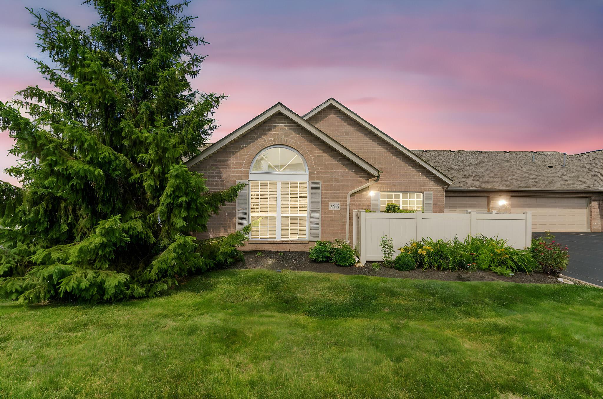 4075 Chennin Drive, Columbus, Ohio image 5