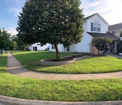 Photo of 5739 Stonepath Drive, Hilliard, OH 43026 (MLS # 225038706)