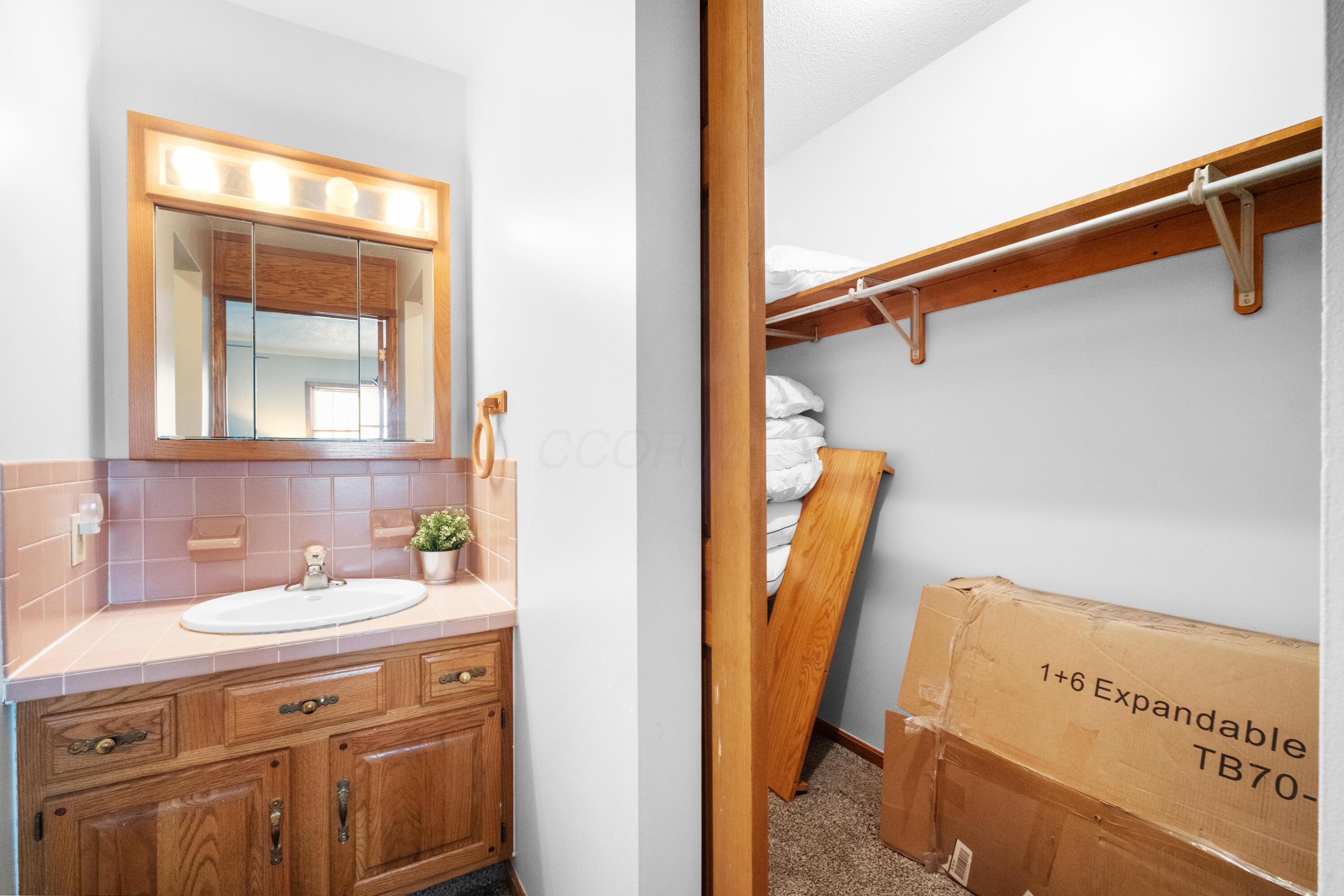 17570 Allen Road, Mount Vernon, Ohio image 31