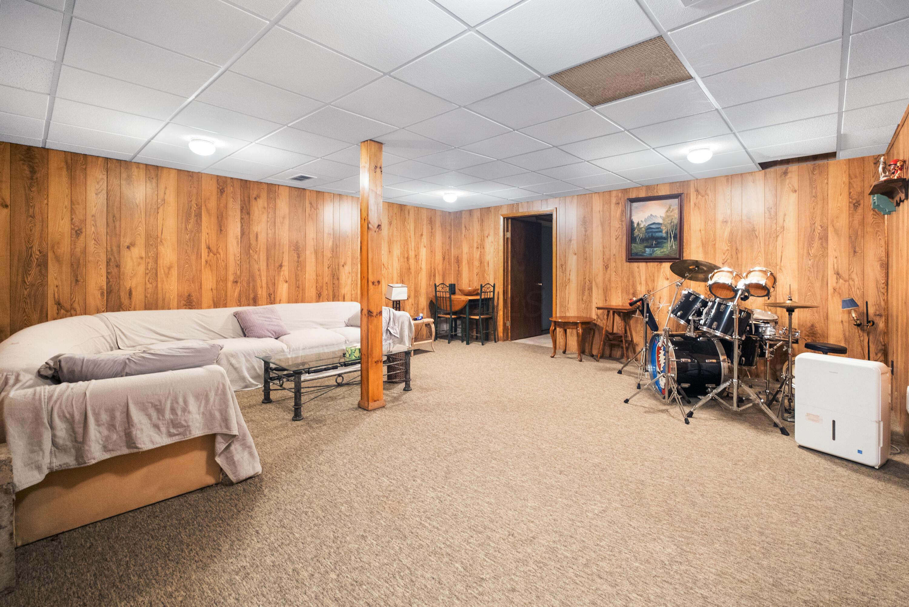 17570 Allen Road, Mount Vernon, Ohio image 35