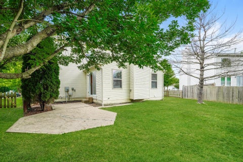 Tiny photo for 1915 Berwick Court, Delaware, OH 43015 (MLS # 226026045)