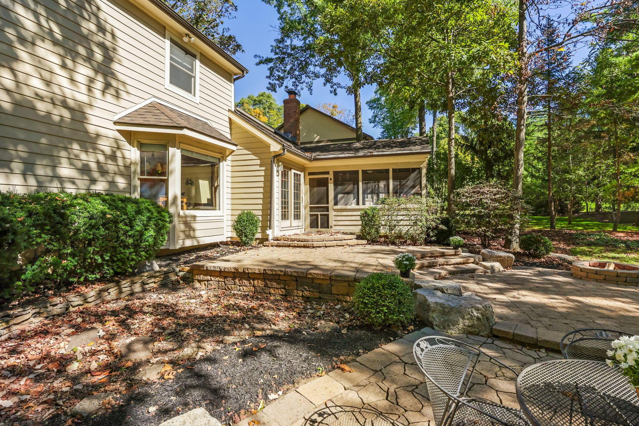 Dublin, Ohio 43017, United States, 4 Bedrooms Bedrooms, ,4 BathroomsBathrooms,Residential,Active,9434