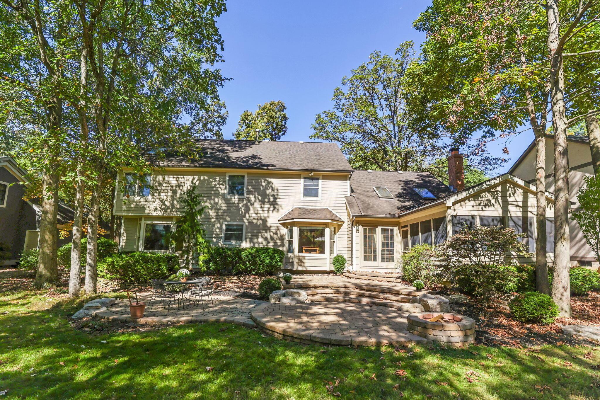 Dublin, Ohio 43017, United States, 4 Bedrooms Bedrooms, ,4 BathroomsBathrooms,Residential,Active,9434