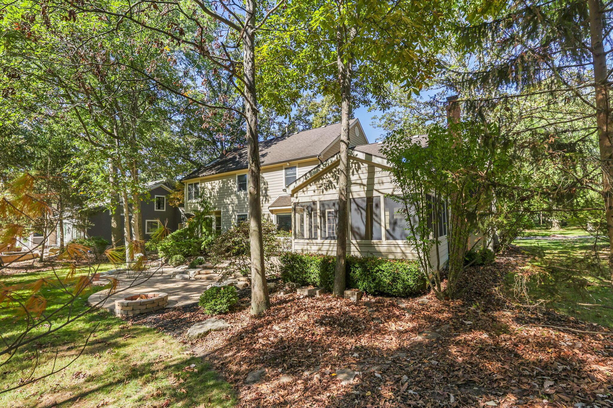 Dublin, Ohio 43017, United States, 4 Bedrooms Bedrooms, ,4 BathroomsBathrooms,Residential,Active,9434