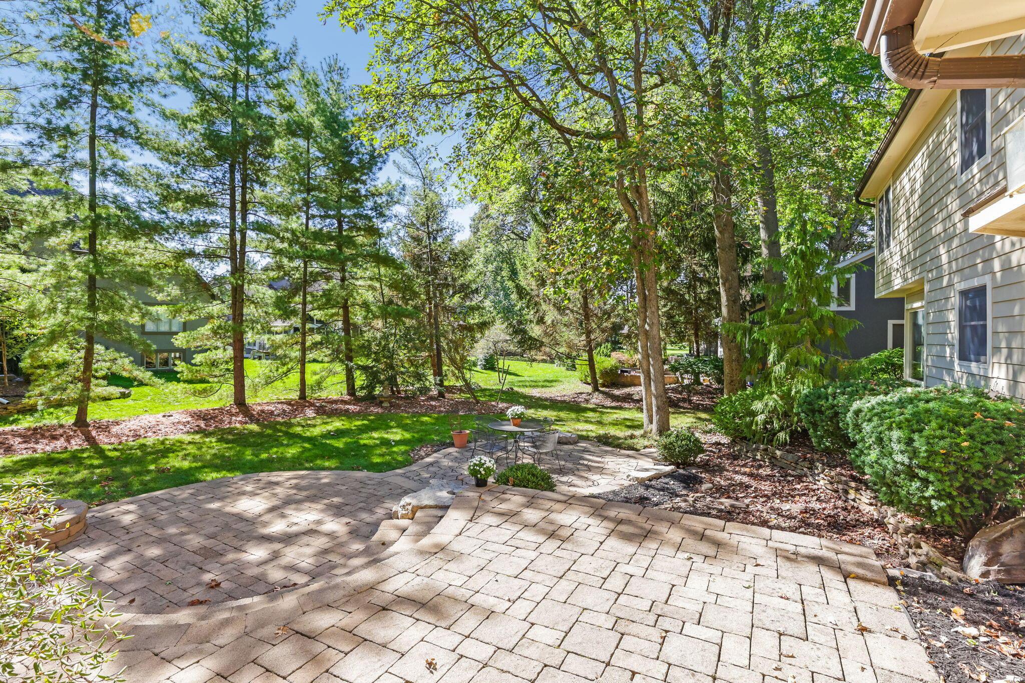 Dublin, Ohio 43017, United States, 4 Bedrooms Bedrooms, ,4 BathroomsBathrooms,Residential,Active,9434