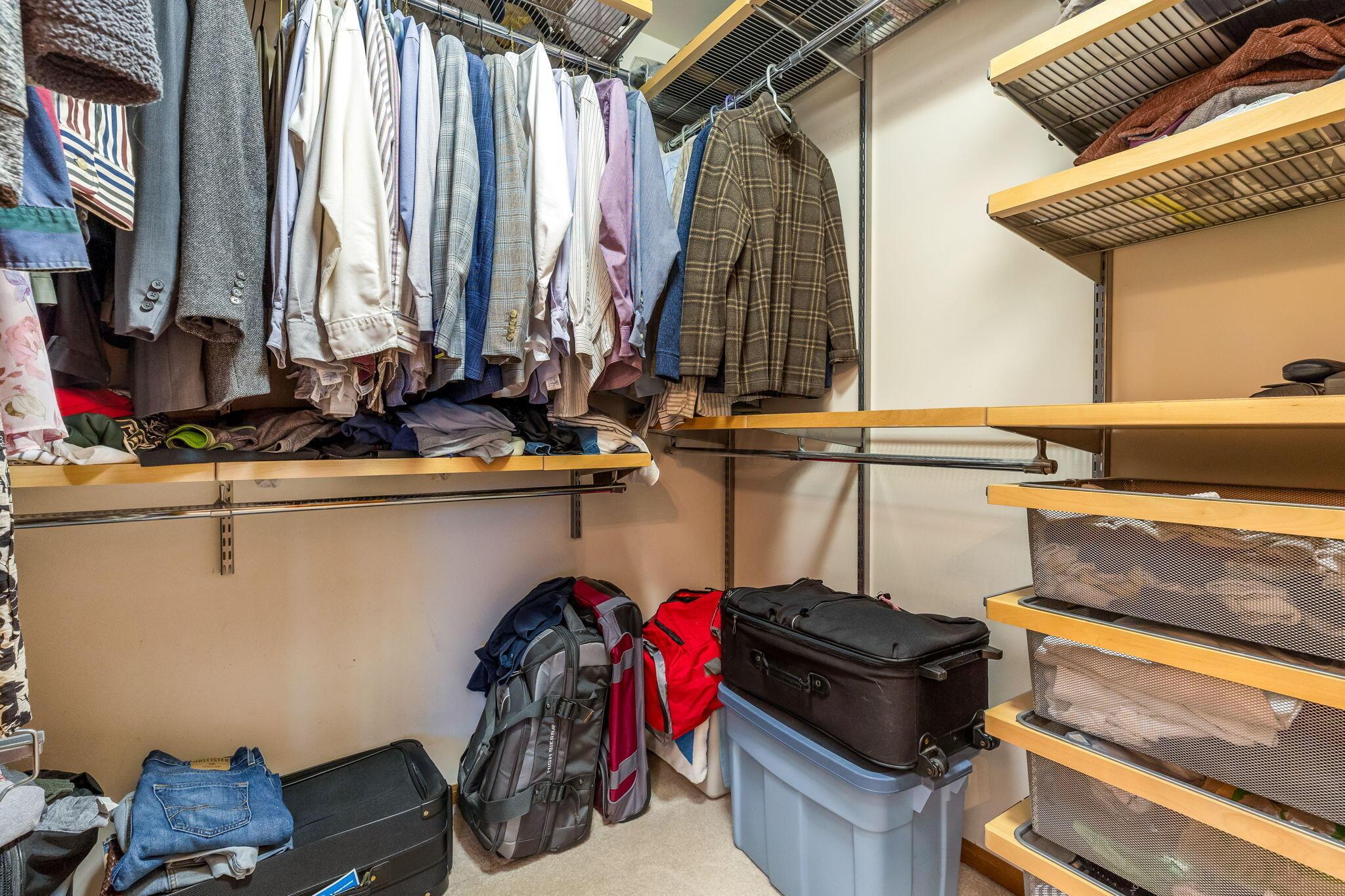 Dublin, Ohio 43017, United States, 4 Bedrooms Bedrooms, ,4 BathroomsBathrooms,Residential,Active,9434