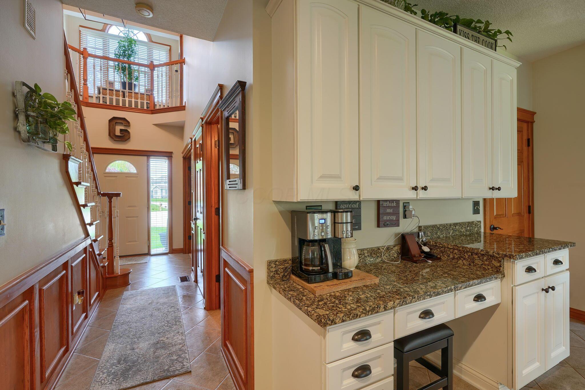 5770 Baja Court, Lewis Center, Ohio image 12