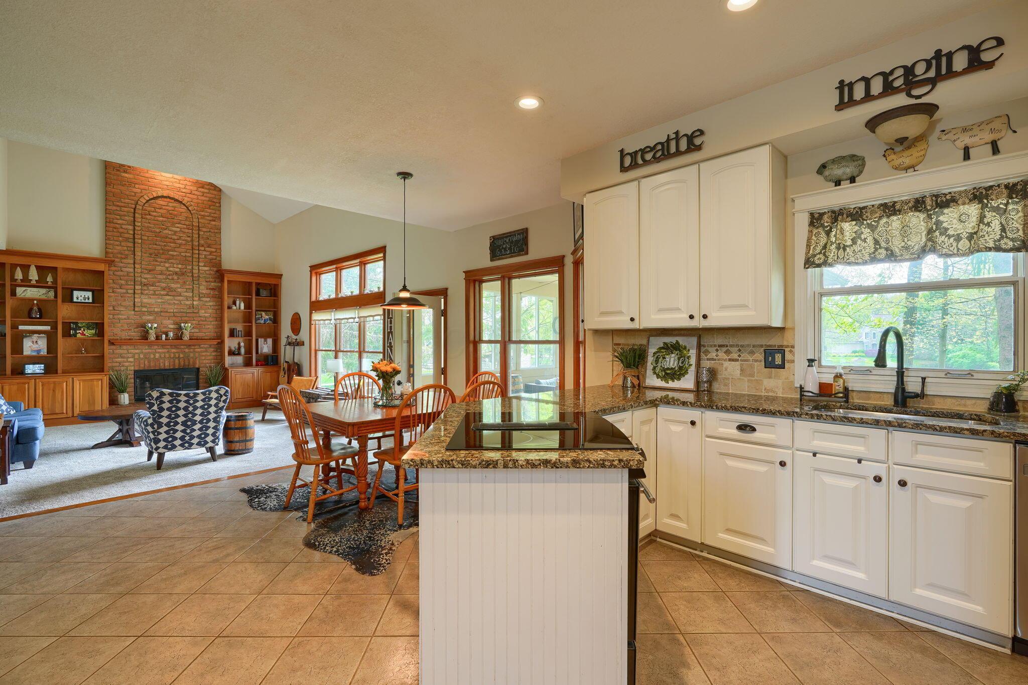 5770 Baja Court, Lewis Center, Ohio image 16