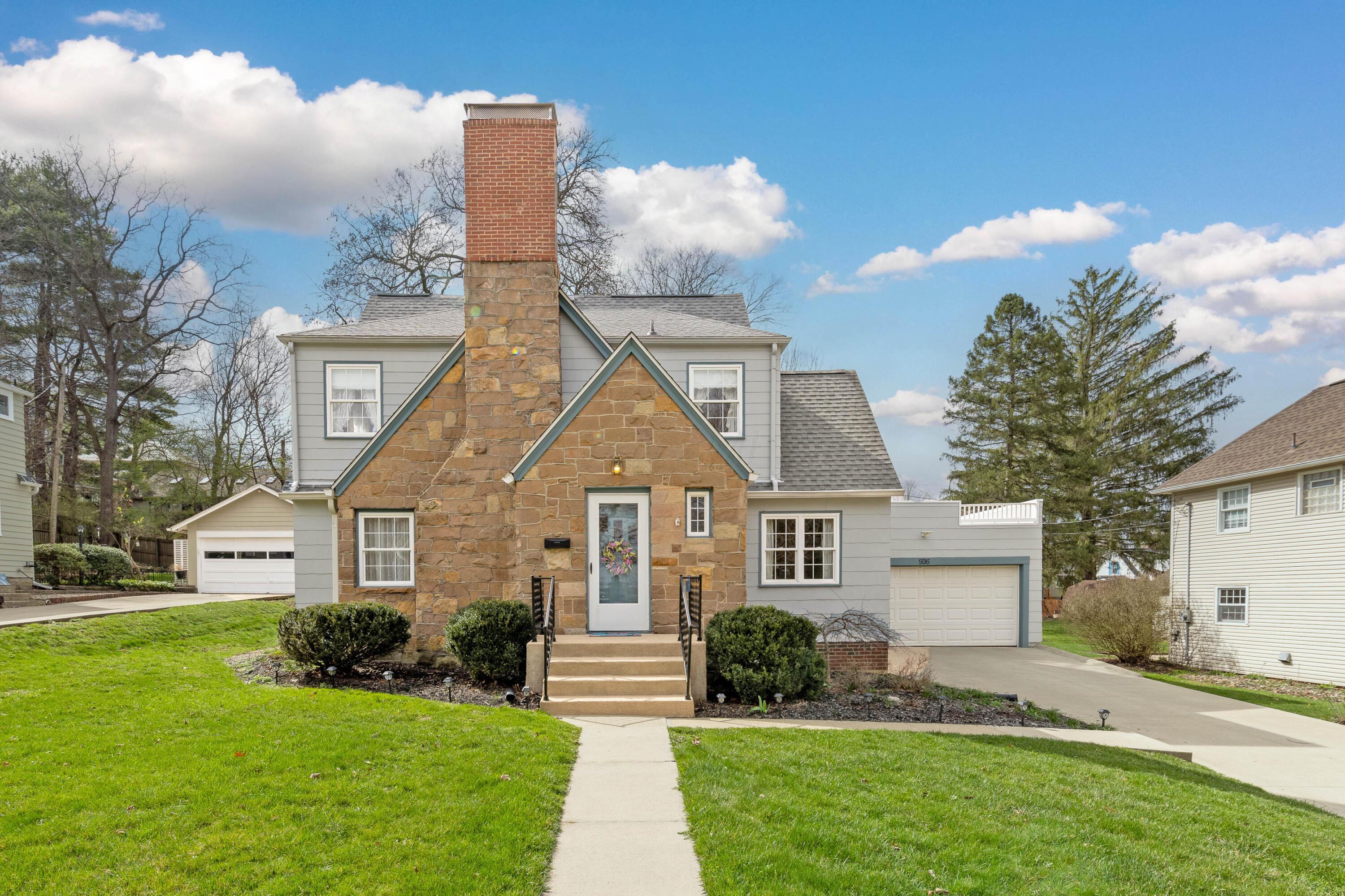 936 E High Street, Mount Vernon, Ohio image 1