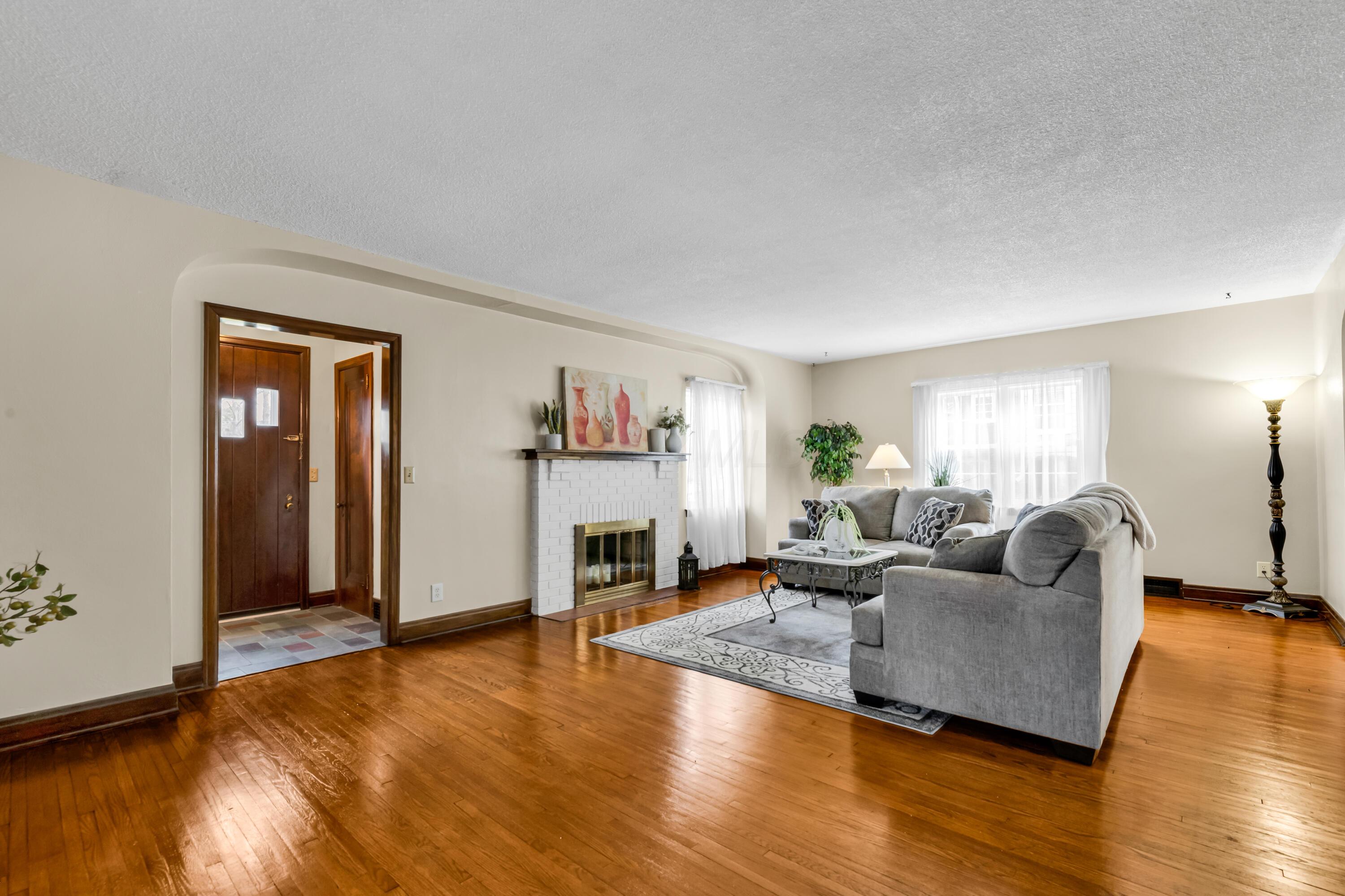 936 E High Street, Mount Vernon, Ohio image 8