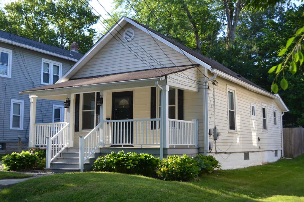 Photo of 55 W Main Street, Westerville, OH 43081 (MLS # 226020410)