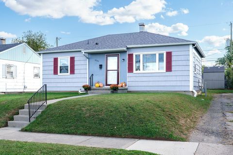 Photo of 2733 Elmore Drive, Springfield, OH 45505 (MLS # 225039215)