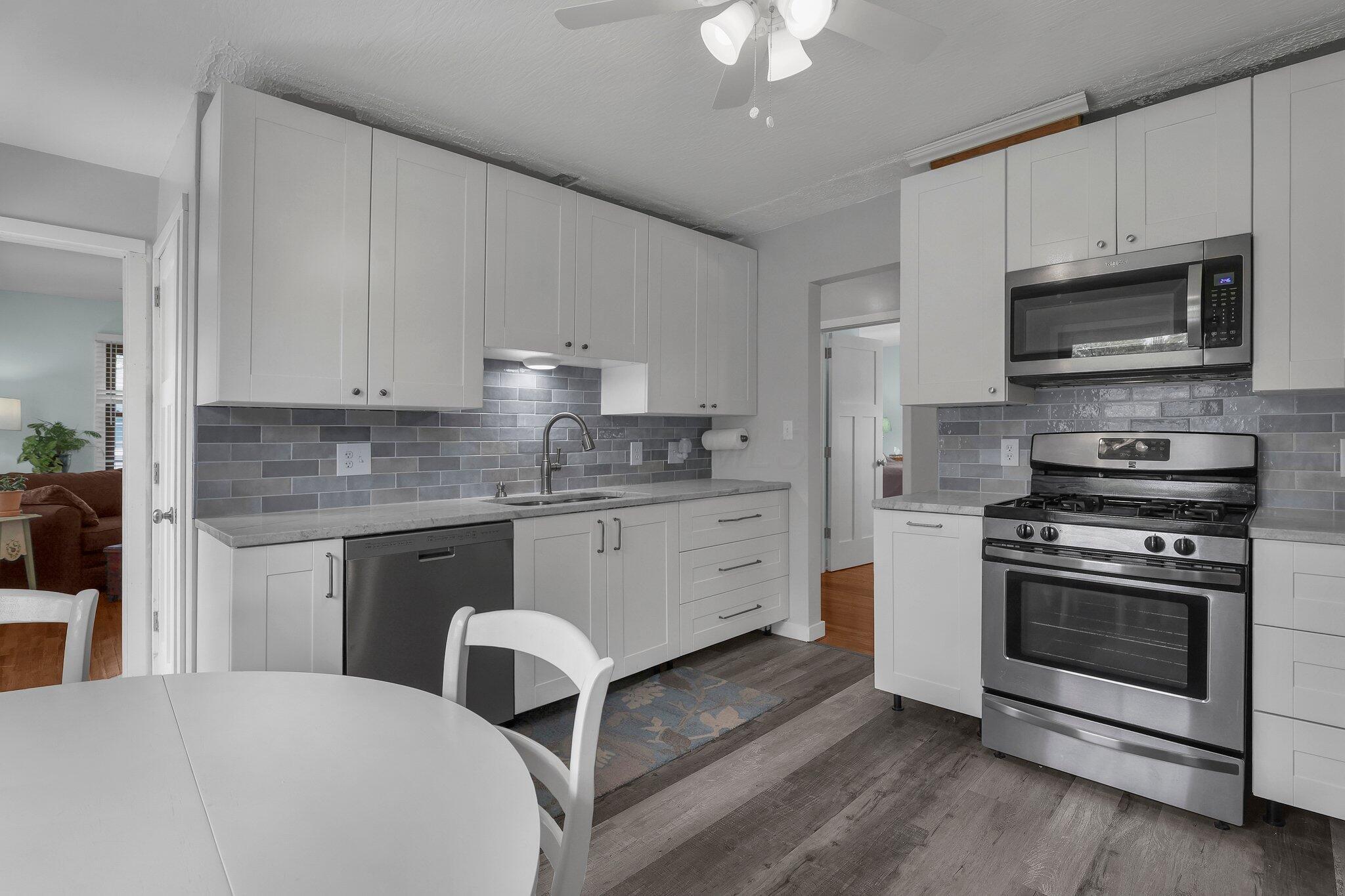 6641 Charles Road, Westerville, Ohio image 12