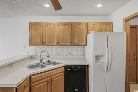 Tiny photo for 1249 Dunhurst Street, Circleville, OH 43113 (MLS # 226017602)