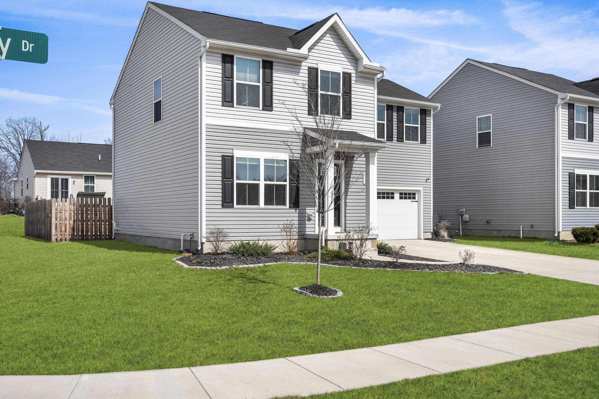 502 Skyway Drive, Springfield, Ohio image 3