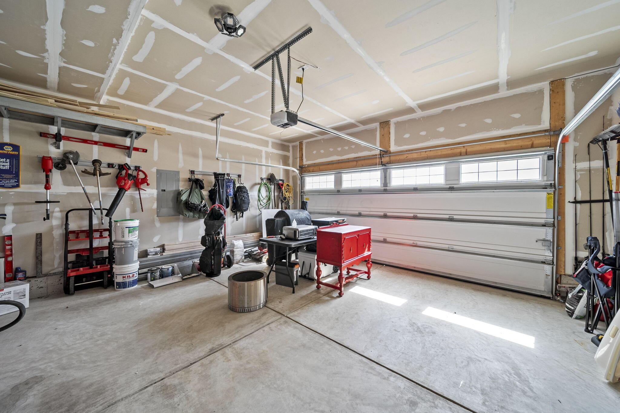 502 Skyway Drive, Springfield, Ohio image 48