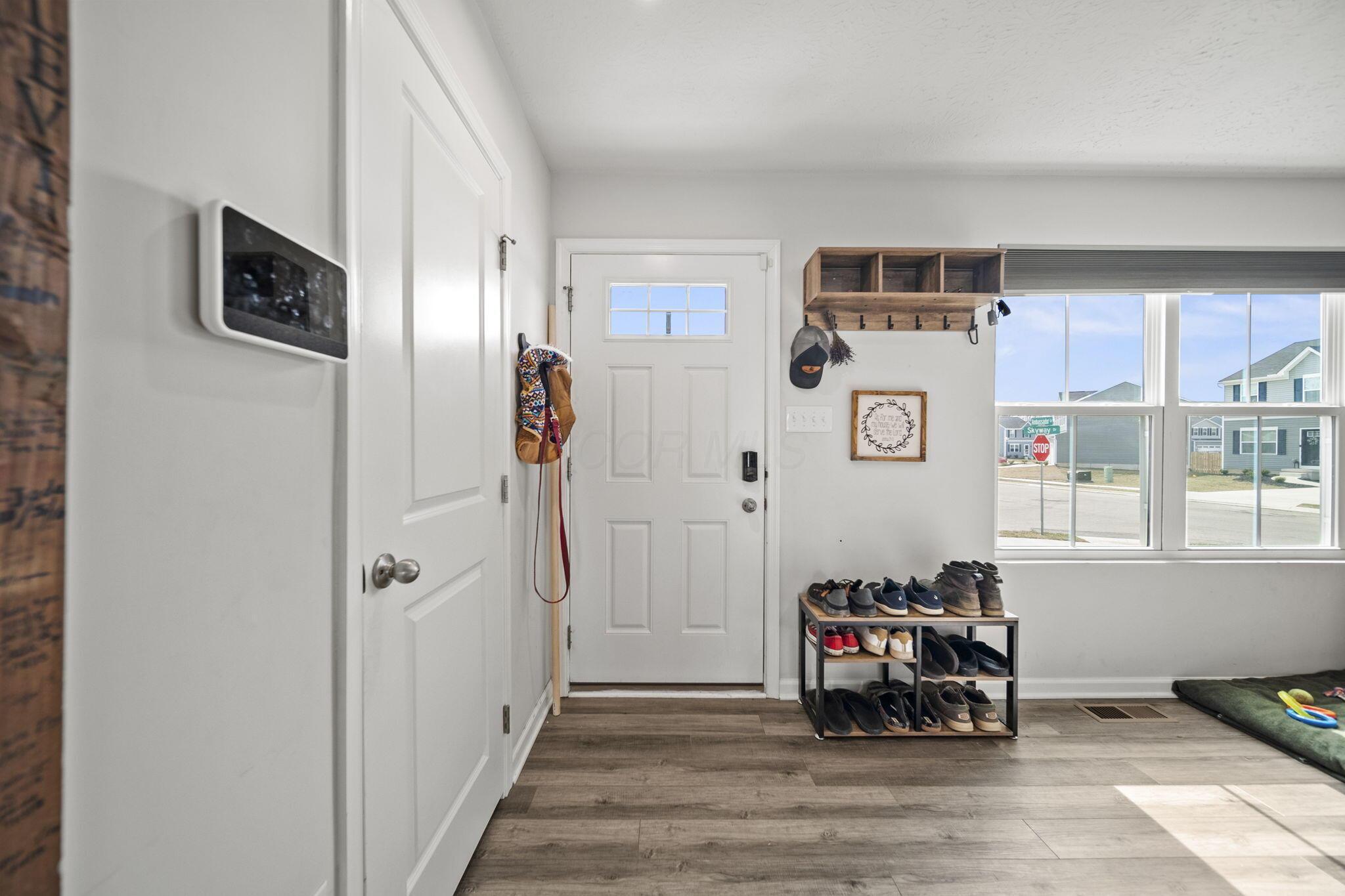 502 Skyway Drive, Springfield, Ohio image 7