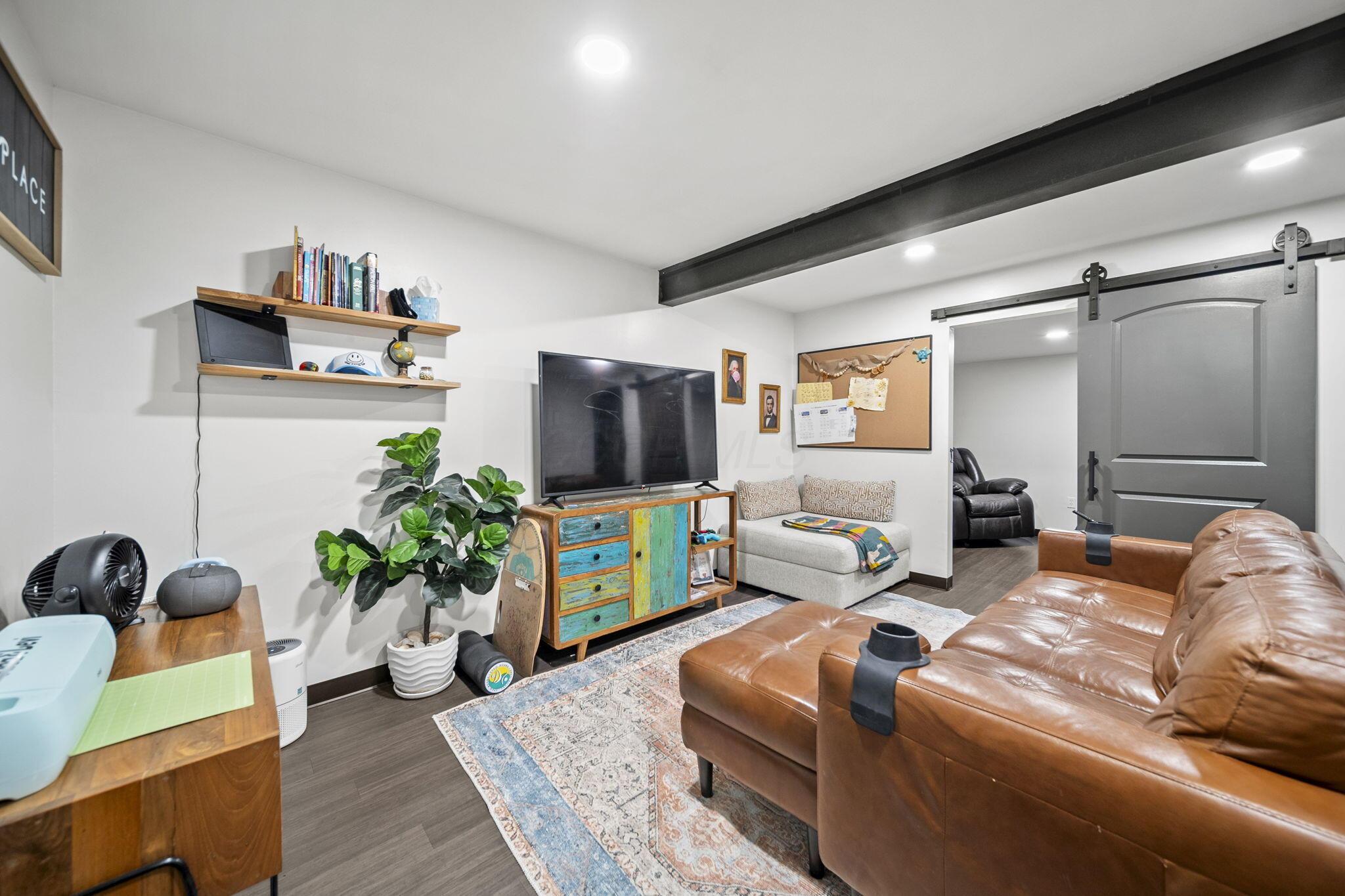 502 Skyway Drive, Springfield, Ohio image 38