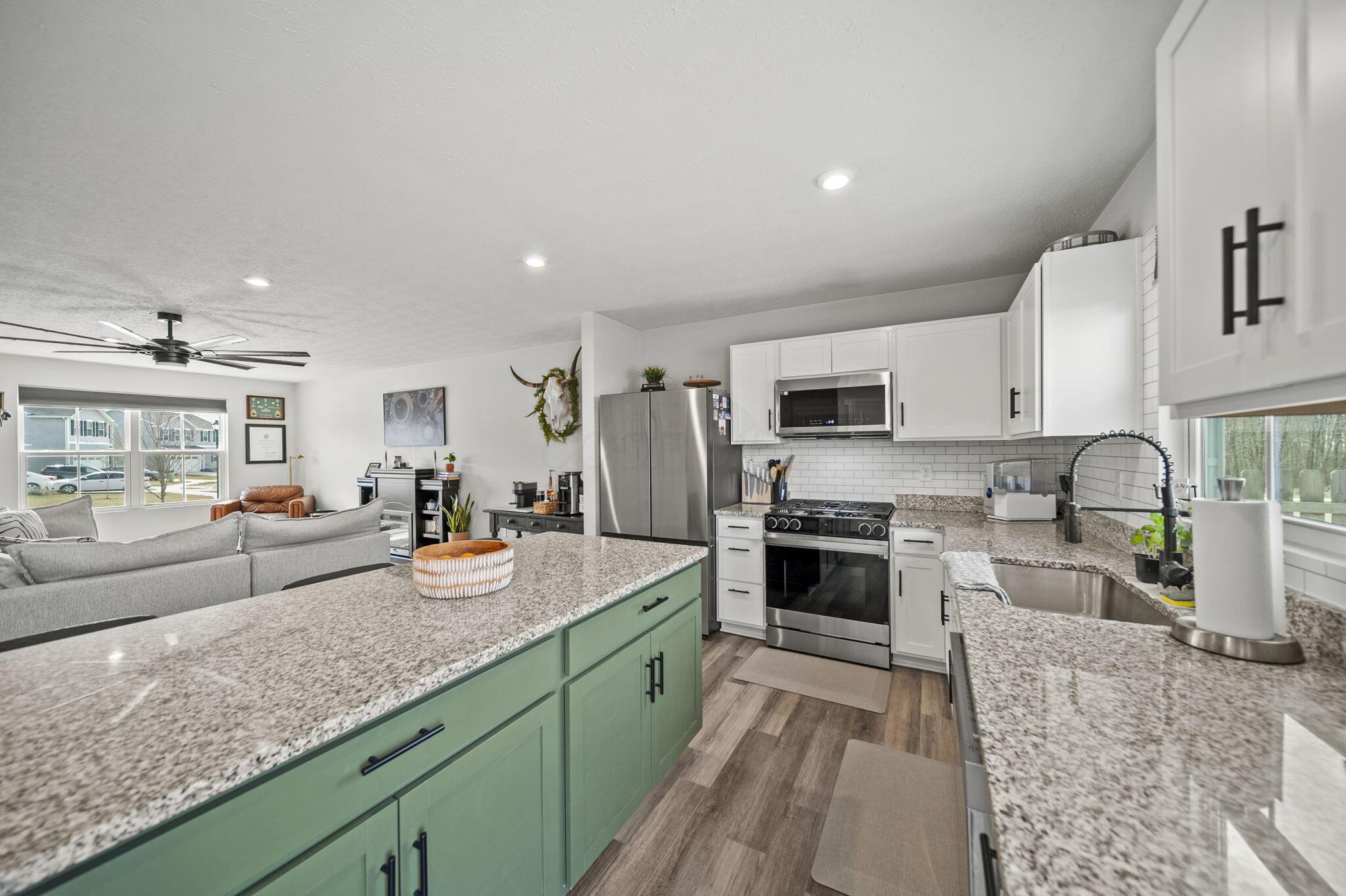 502 Skyway Drive, Springfield, Ohio image 10