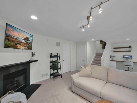 Tiny photo for 7099 Fonso Drive, New Albany, OH 43054 (MLS # 225036147)