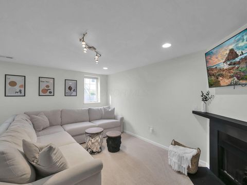 Tiny photo for 7099 Fonso Drive, New Albany, OH 43054 (MLS # 225036147)