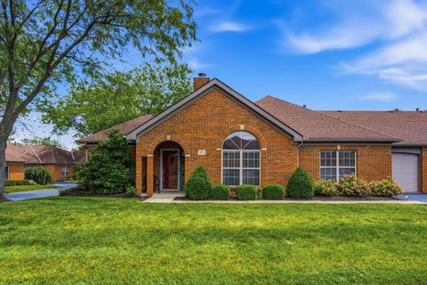 Photo of 5831 Locbury Lane R #R, Dublin, OH 43016 (MLS # 226022197)