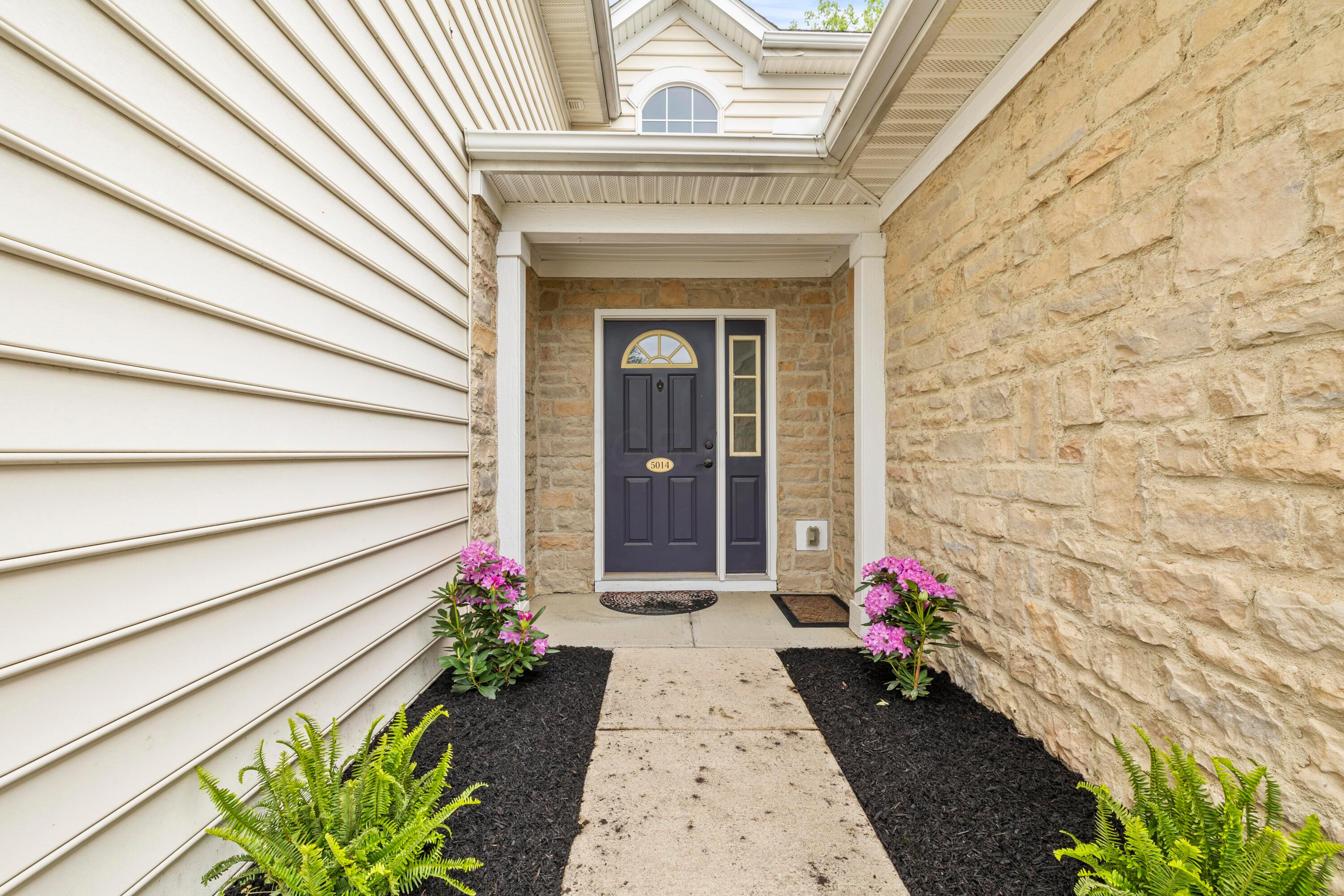 5014 Vinington Place, Dublin, Ohio image 1