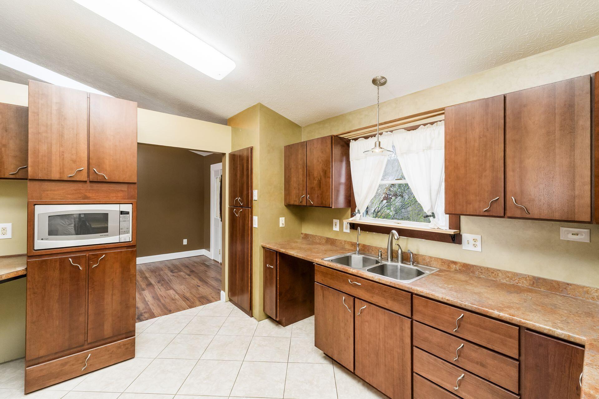 727 Petigrew Drive, Reynoldsburg, Ohio image 21