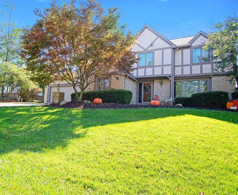 Photo of 5873 Leven Links Court, Dublin, OH 43017 (MLS # 225037899)
