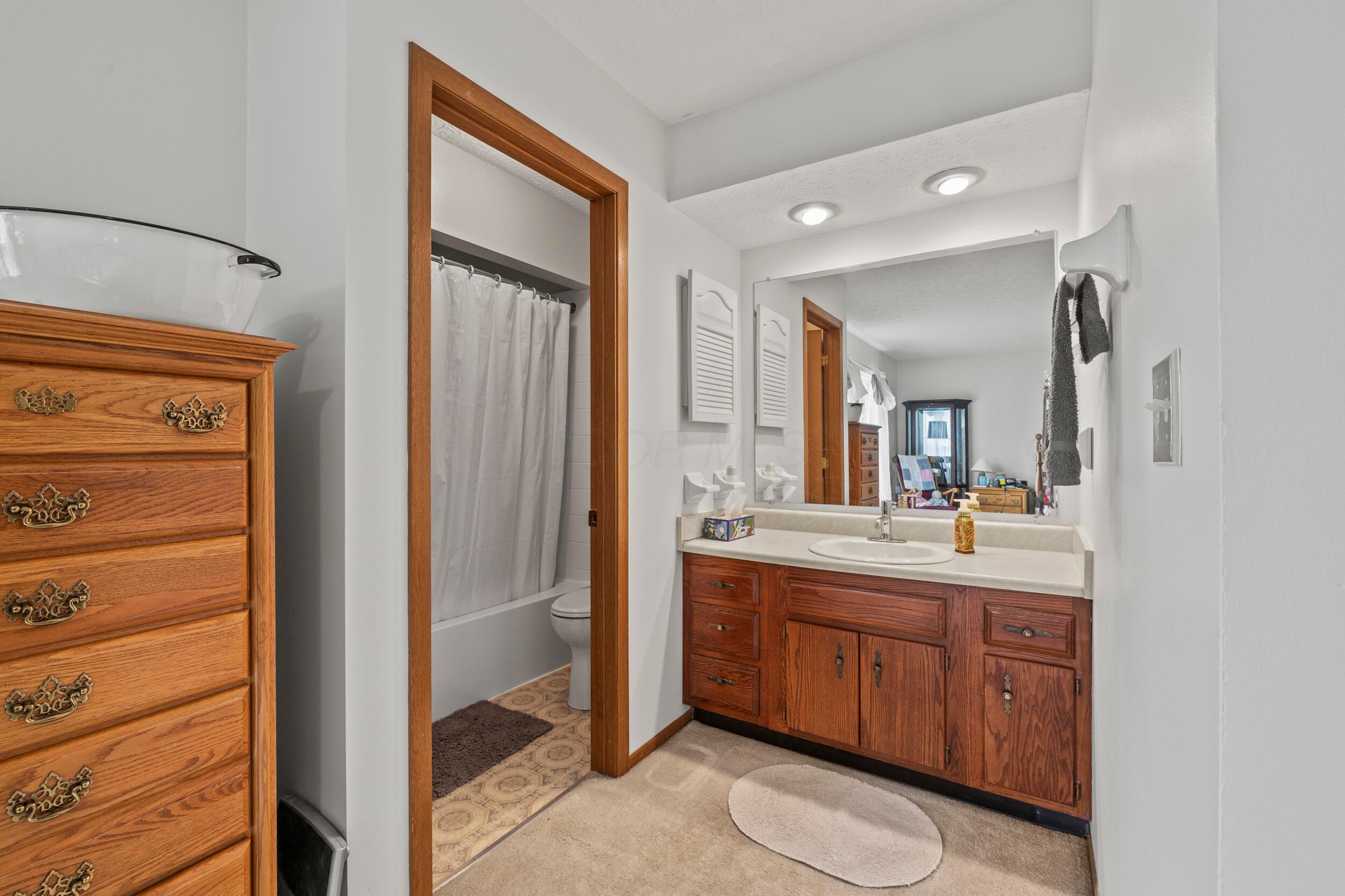 618 Colony Drive, Westerville, Ohio image 25
