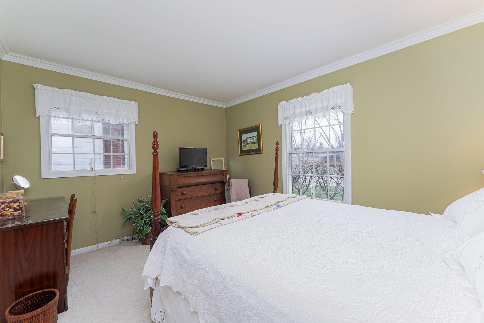 3464 Helen Place, Grove City, Ohio image 12