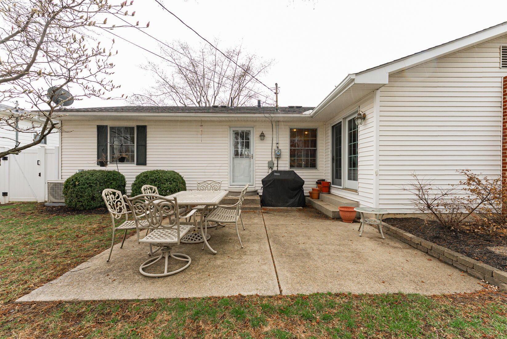 3464 Helen Place, Grove City, Ohio image 43