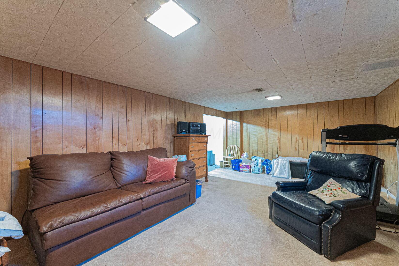 3464 Helen Place, Grove City, Ohio image 31
