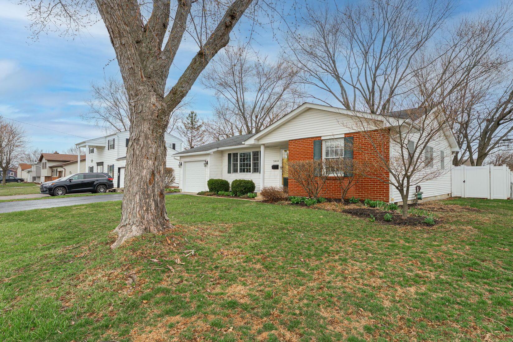 3464 Helen Place, Grove City, Ohio image 4