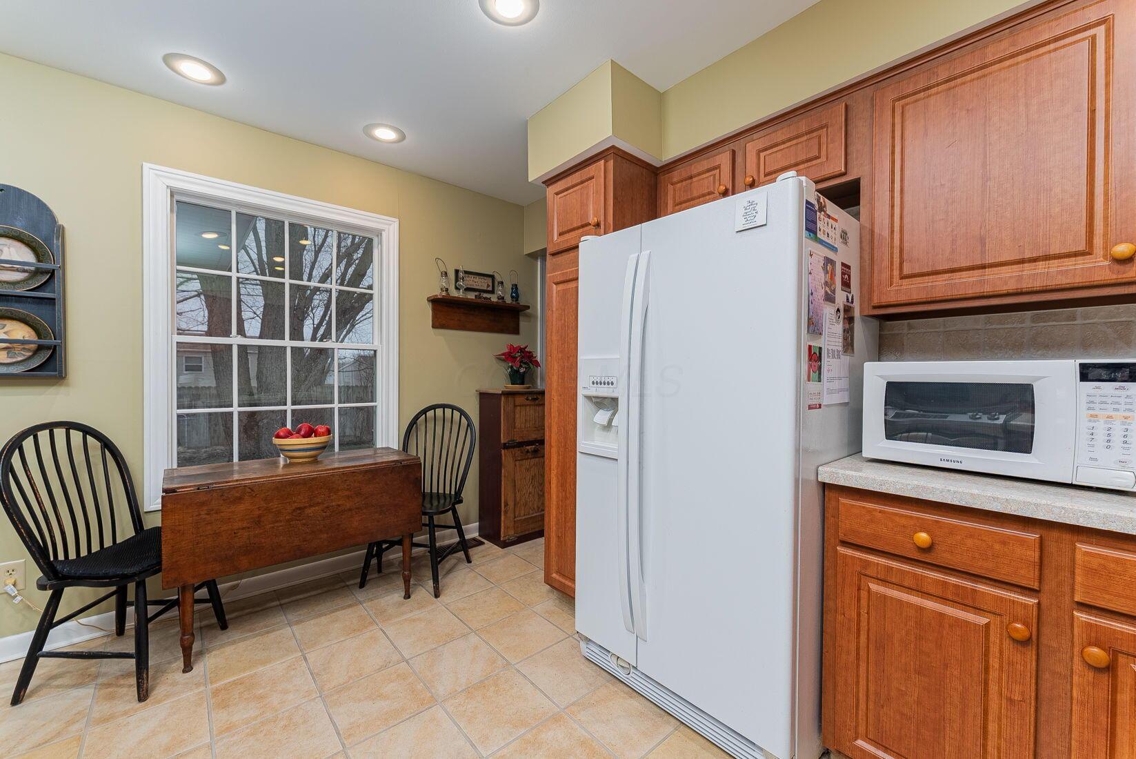 3464 Helen Place, Grove City, Ohio image 25